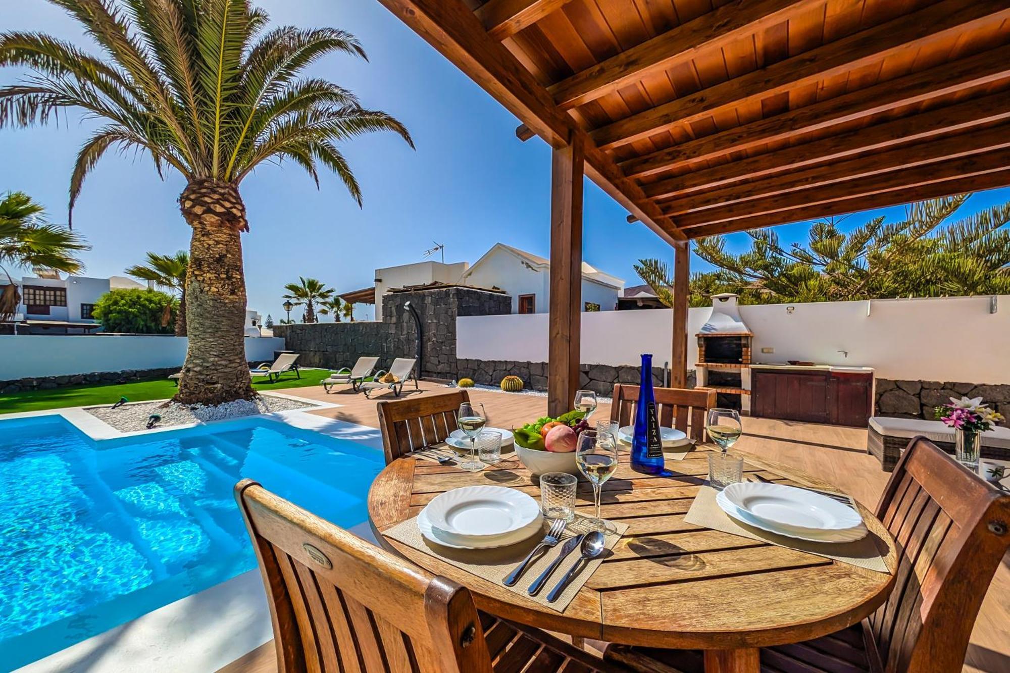 Villa Axular With Heated Private Pool 普拉亚布兰卡 外观 照片