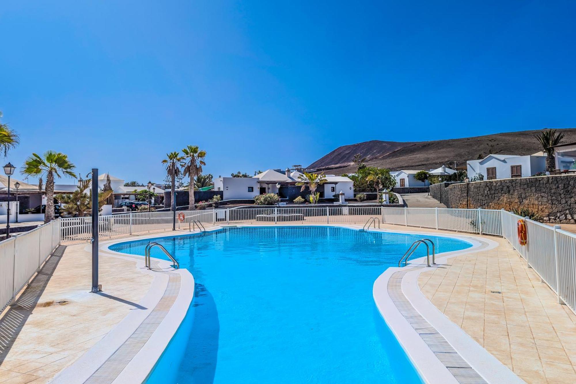 Villa Axular With Heated Private Pool 普拉亚布兰卡 外观 照片